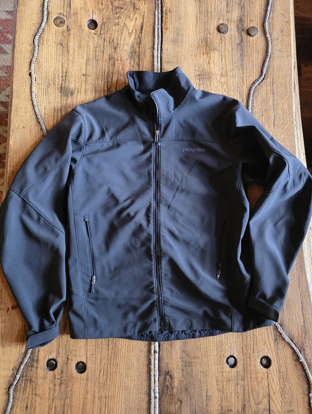 Patagonia Men's Black Jacket - Full-Zip Large